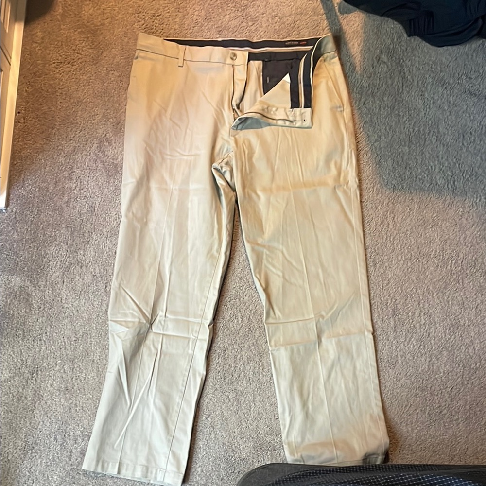 Men's Tan Pants